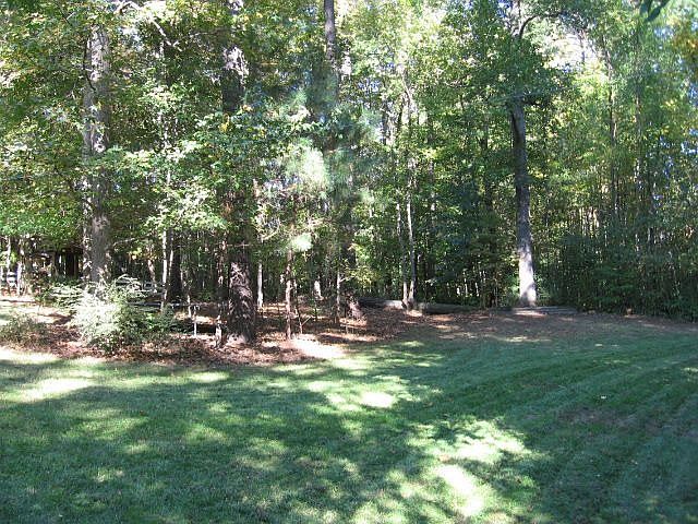 Flat,private backyard
