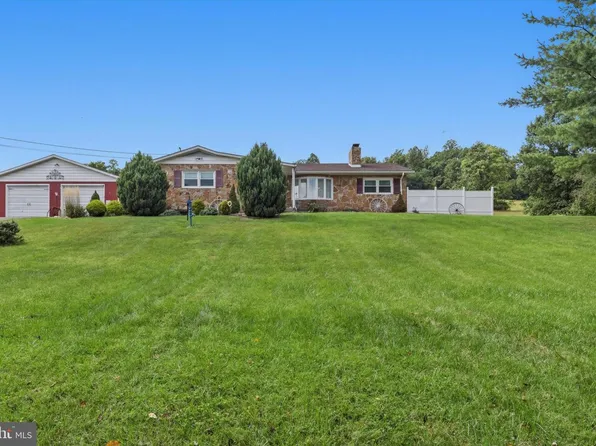 12335 Back Creek Valley Rd, Hedgesville, WV 25427