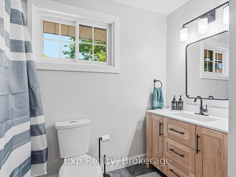 48 Melrose Cres — Photo 20