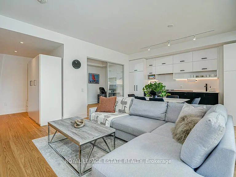 1888 Queen St E #211 — Photo 17