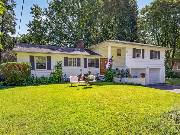 3062 Clover St, Pittsford, NY 14534