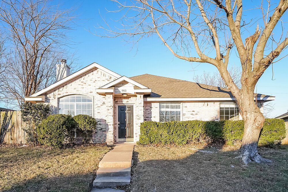 903 Crestwood Dr, Cedar Hill, TX 75104 | Zillow