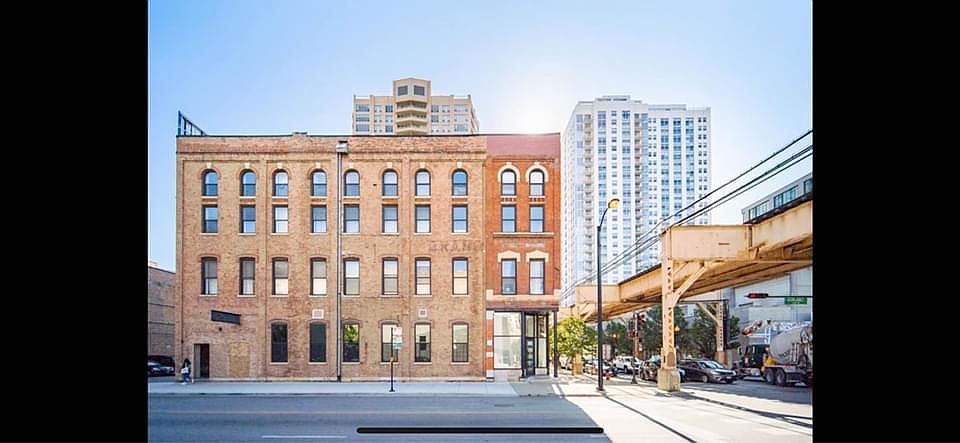 1st image of 630 W Lake St #205