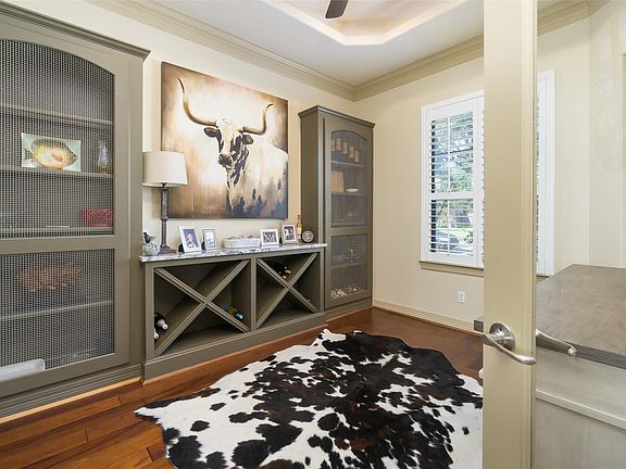 5th image of 4916 S Glen Ln