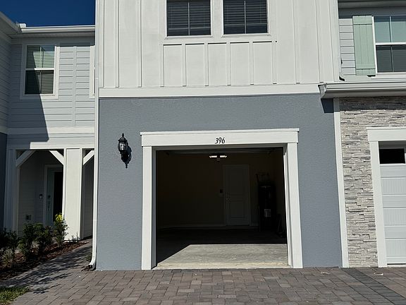 4th image of 396 Magnolia Chase Ct