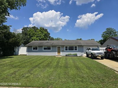 10 Colgate Dr, South Toms River, NJ, 08757