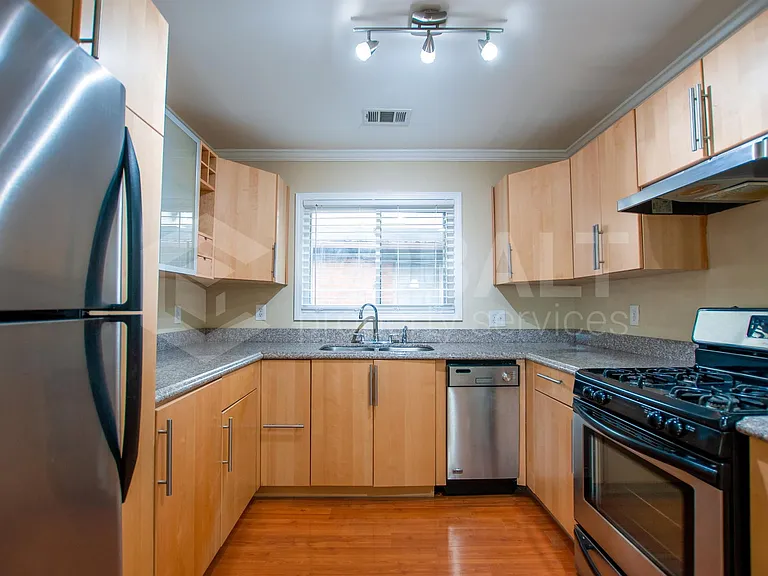780 Dixie Ave NE #3 — Photo 1