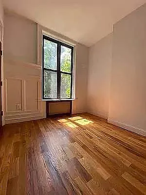 Rented by Compass | media 11