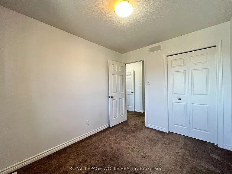 46 Renfrew St — Photo 27