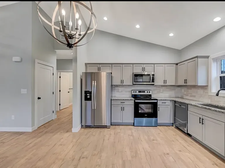 627 Prescott Ave #1 — Photo 12