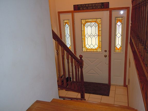 4th image of 110 Stonerow Ln