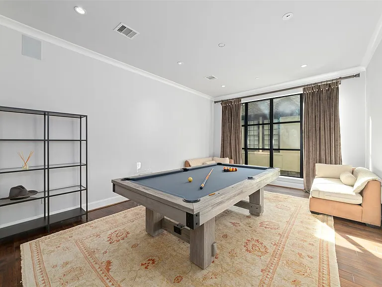 2221 Welch St #201 — Photo 12
