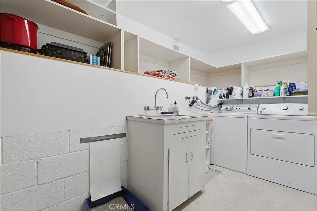 3 bed, 1972 sqft, $8,100 — Photo 2