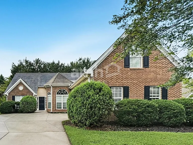 3815 Hawk Tail Dr — Photo 1