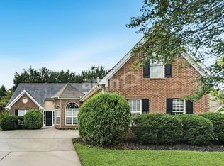 3815 Hawk Tail Dr, Loganville, GA 30052