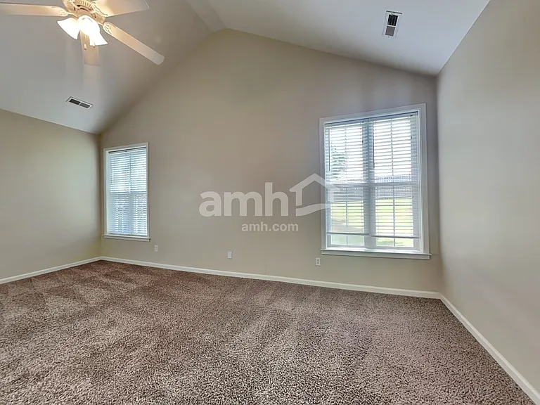 331 Surrywood Dr — Photo 8