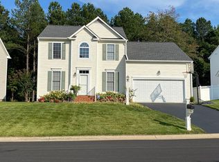 10445 Mountain Glen Pkwy, Glen Allen, VA 23060