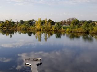 513 E Lakeview Dr, Brandon, SD 57005