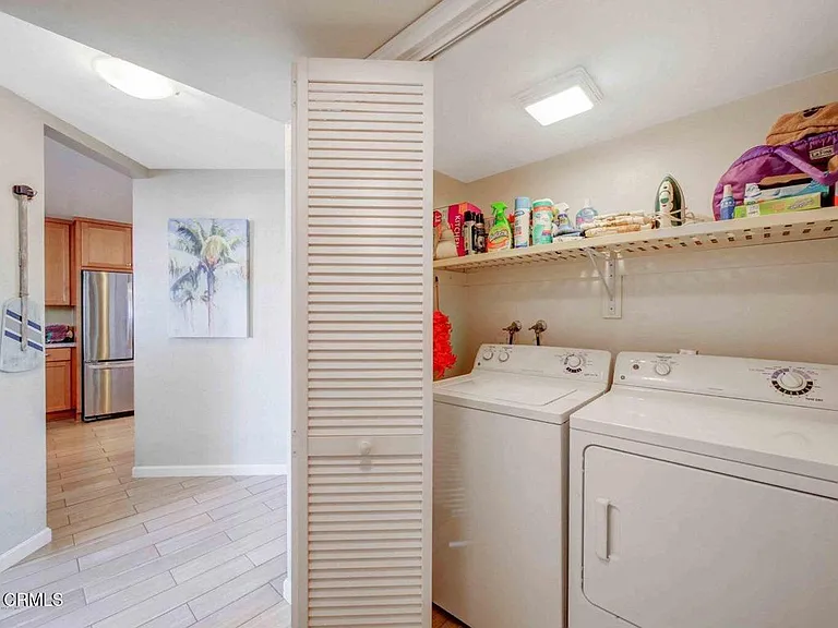 716 Island View Cir — Photo 22
