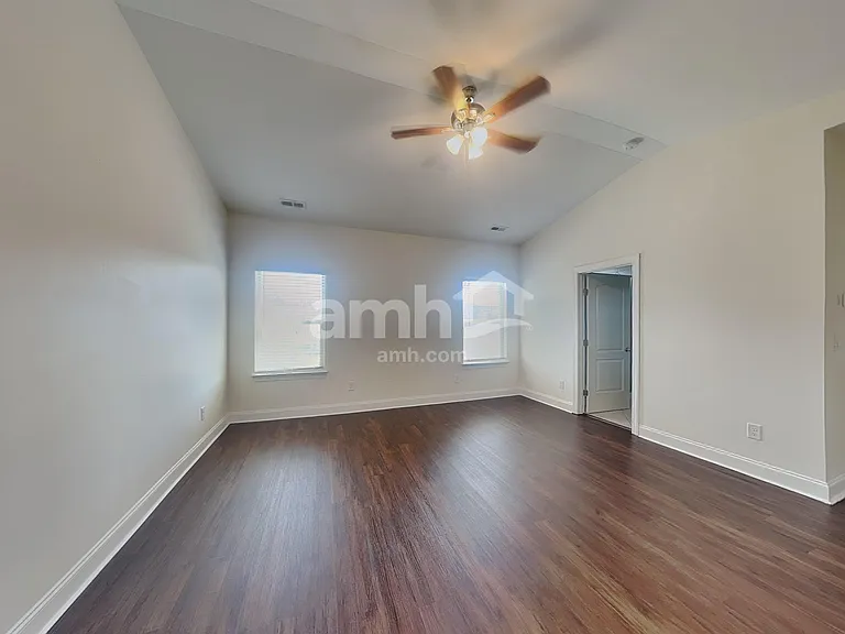 10075 Fox Trotter Ln — Photo 11