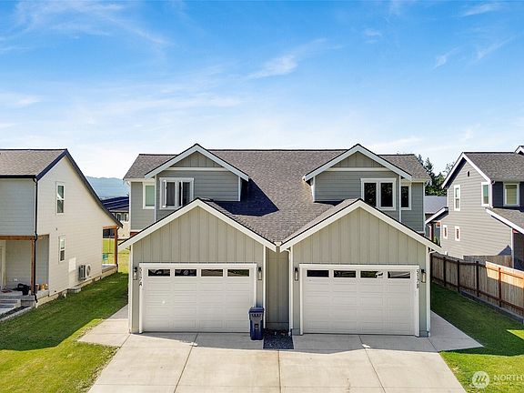 2nd image of 517 Colton Lane