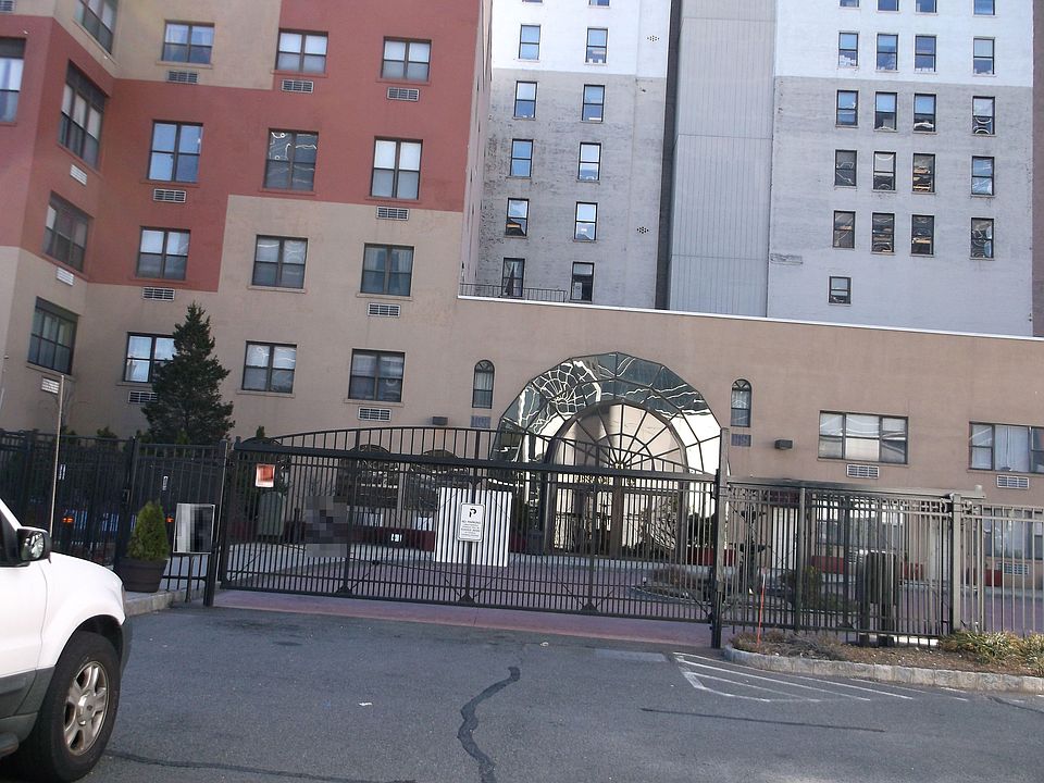 1st image of 111 Mulberry St