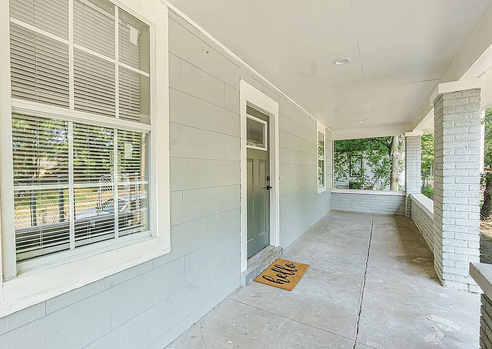 1st image of 779 Looney Ave