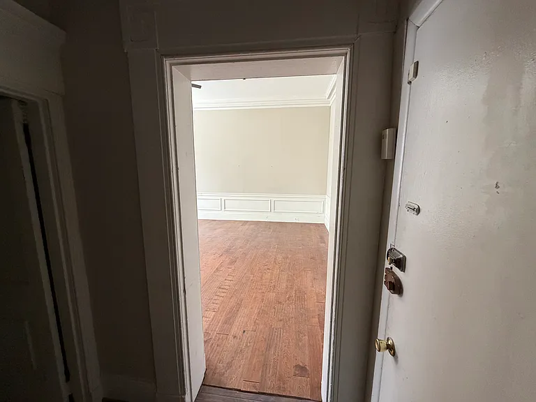 719 Washington Pl #2 — Photo 14