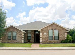 6716 Amber Dr, Odessa, TX 79762