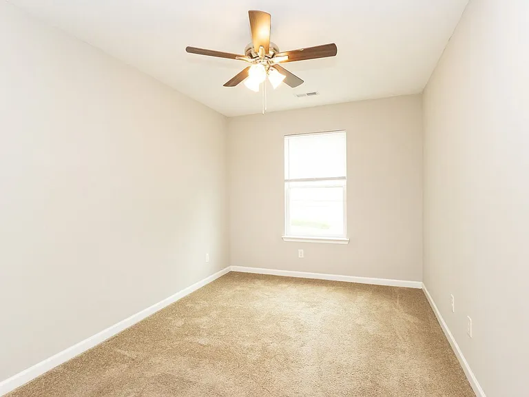 2106 Duncan Ave #102 — Photo 13