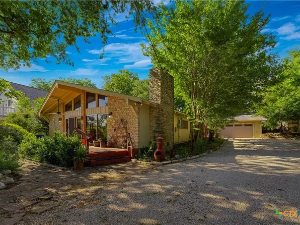 711 Chestnut Fls, Canyon Lake, TX 78133
