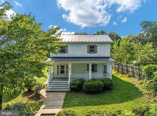 589 Zachary Taylor Hwy, Flint Hill, VA 22627