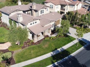 36 Christopher St, Mission Viejo, CA 92694