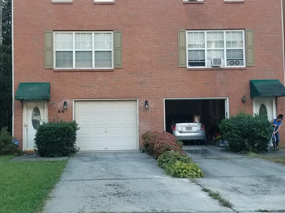64 Davis Mill Ct