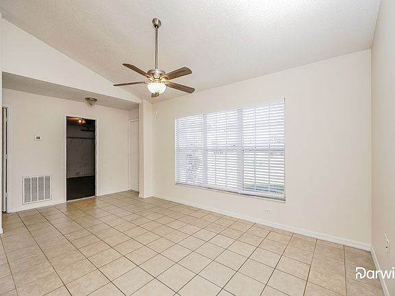 5th image of 1366 Winterville St