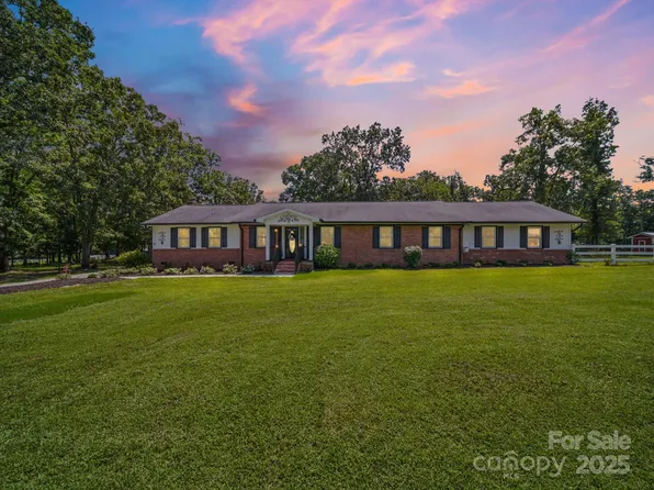 7316 Cunningham Ln, Indian Trail, NC 28079