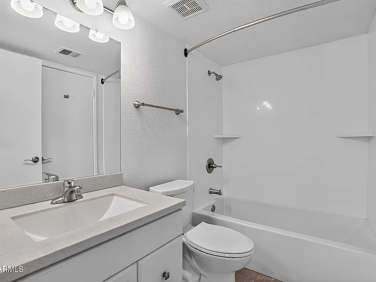 6320 W Carol Ave — Photo 12
