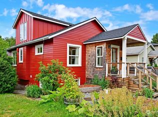 5213 25th Ave SW, Seattle, WA 98106