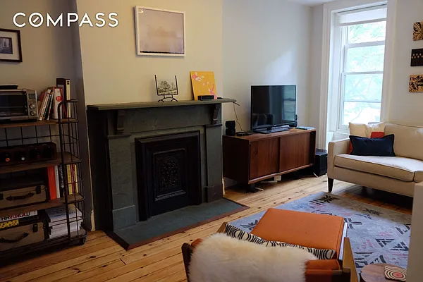 Rented by Compass | media 11