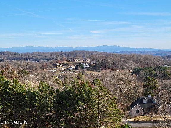 2nd image of 1363 Little Mountain Ln