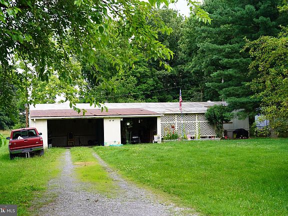 2nd image of 373 Smaltz Dr