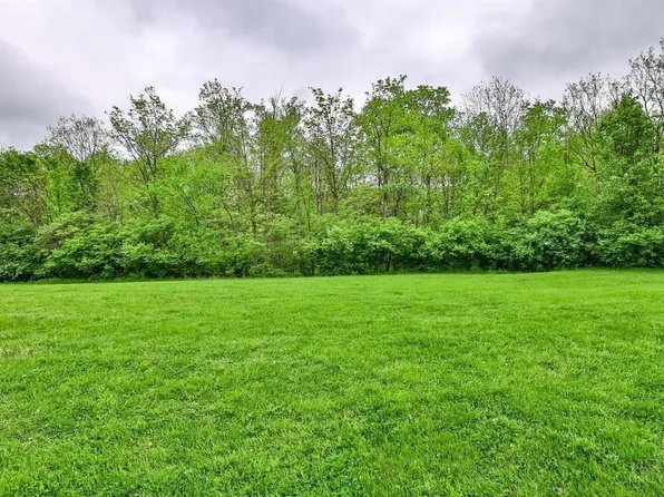 348 Ashley Ln, Wyoming, OH 45215