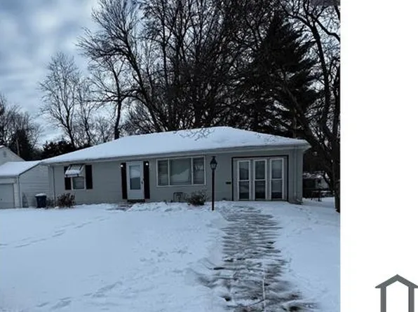 29 Godfrey Ln, Saint Louis, MO 63135