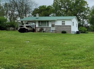 211 Park St, Strawberry Plains, TN 37871