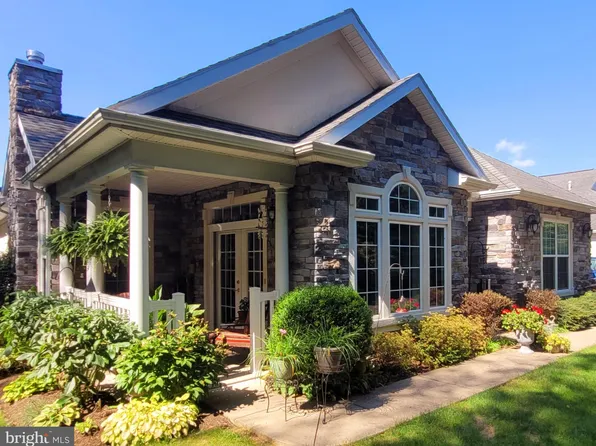 3221 Shellers Bnd, State College, PA 16801