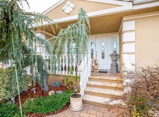 77 Fordham Pl, Colonia, NJ