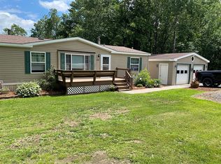 509 Bradley Hill Rd, Benton, NH 03785