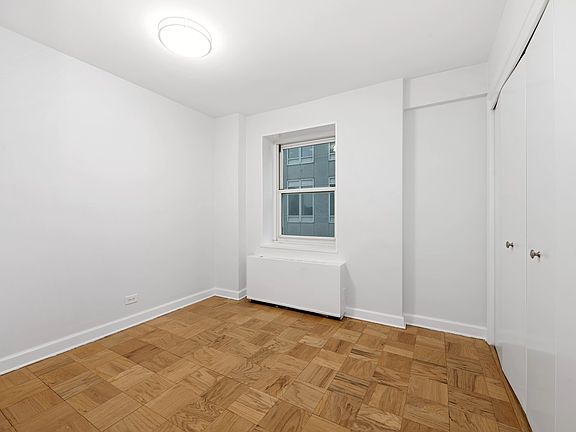 5th image of 159 W 53rd St #33B