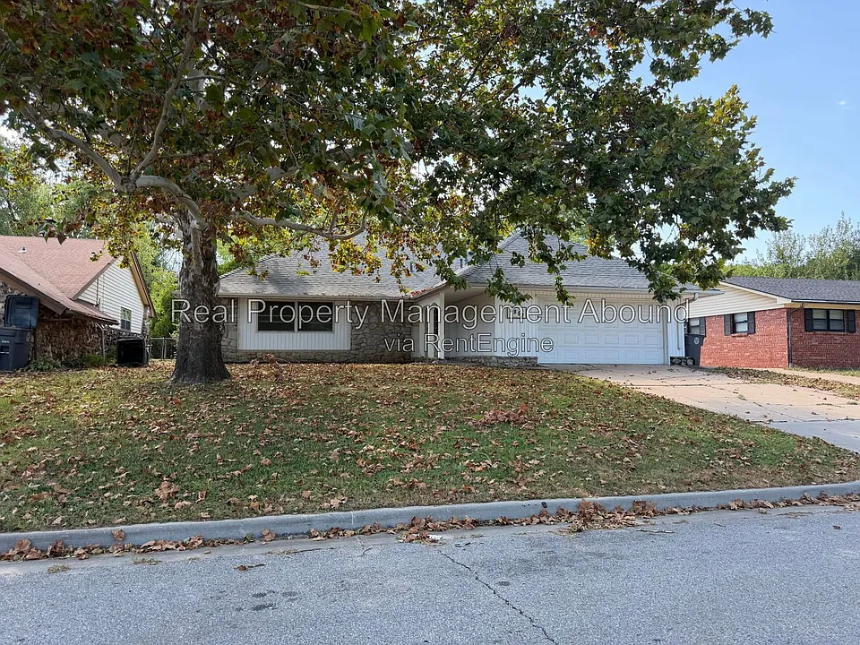 4852 S 85th East Ave