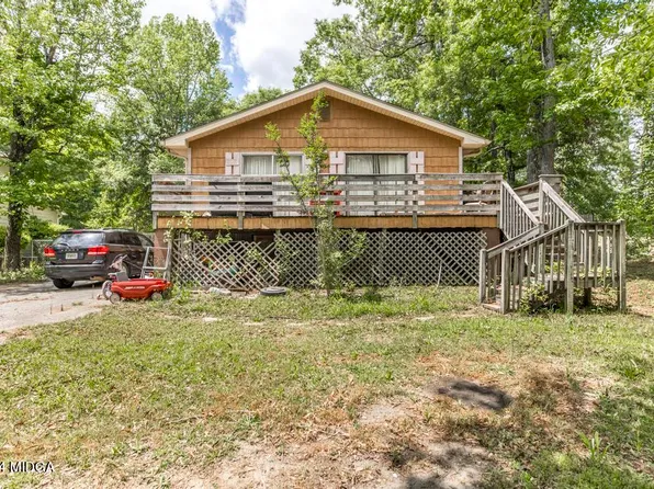496 Edgewater Dr, Macon, GA 31220